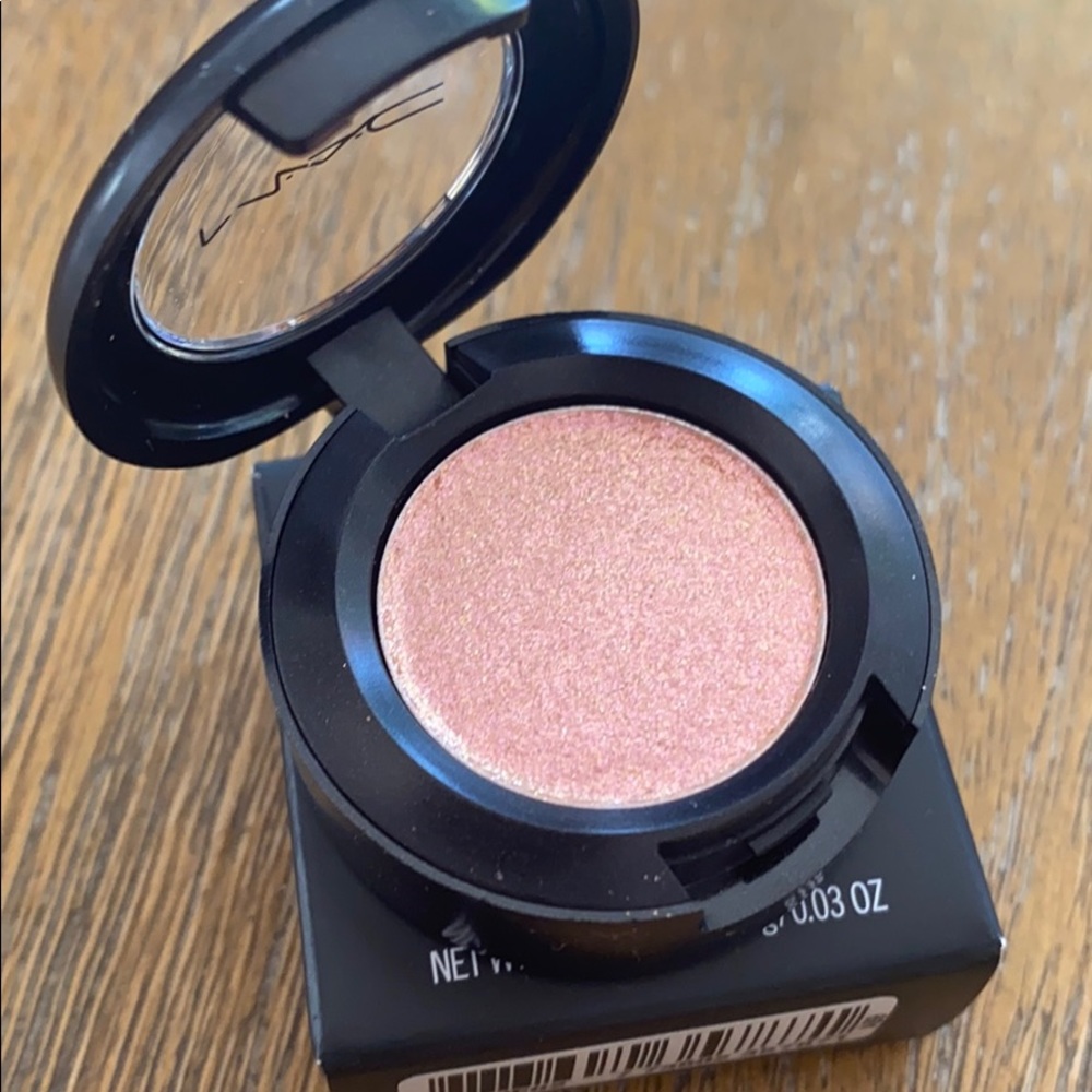 MAC Dazzleshadow “last Dance”